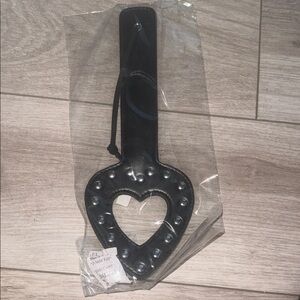 Heart-Shaped Black Studded Women's Accessory